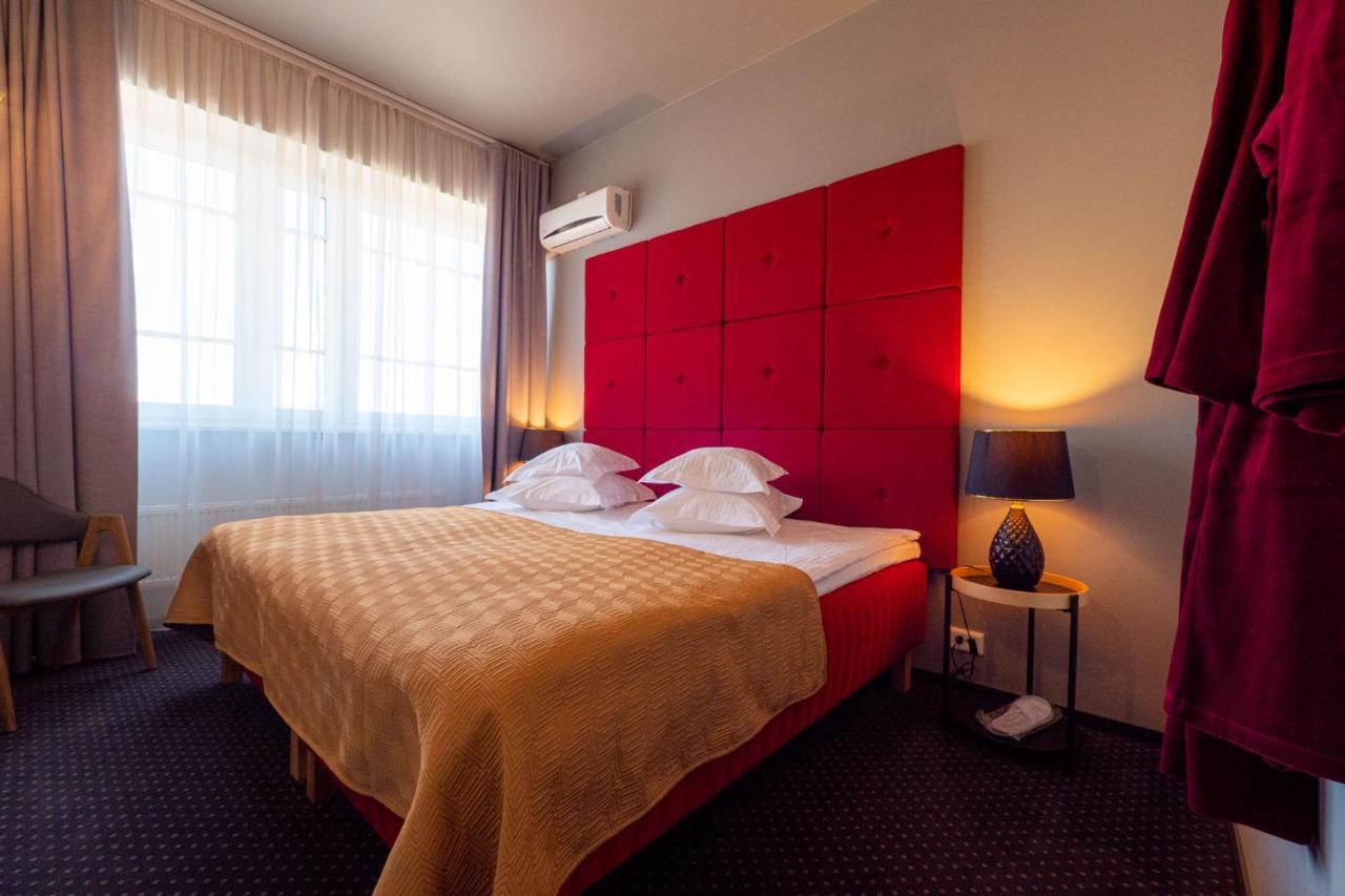 Centrum Hotel Viljandi Вильянди Экстерьер фото
