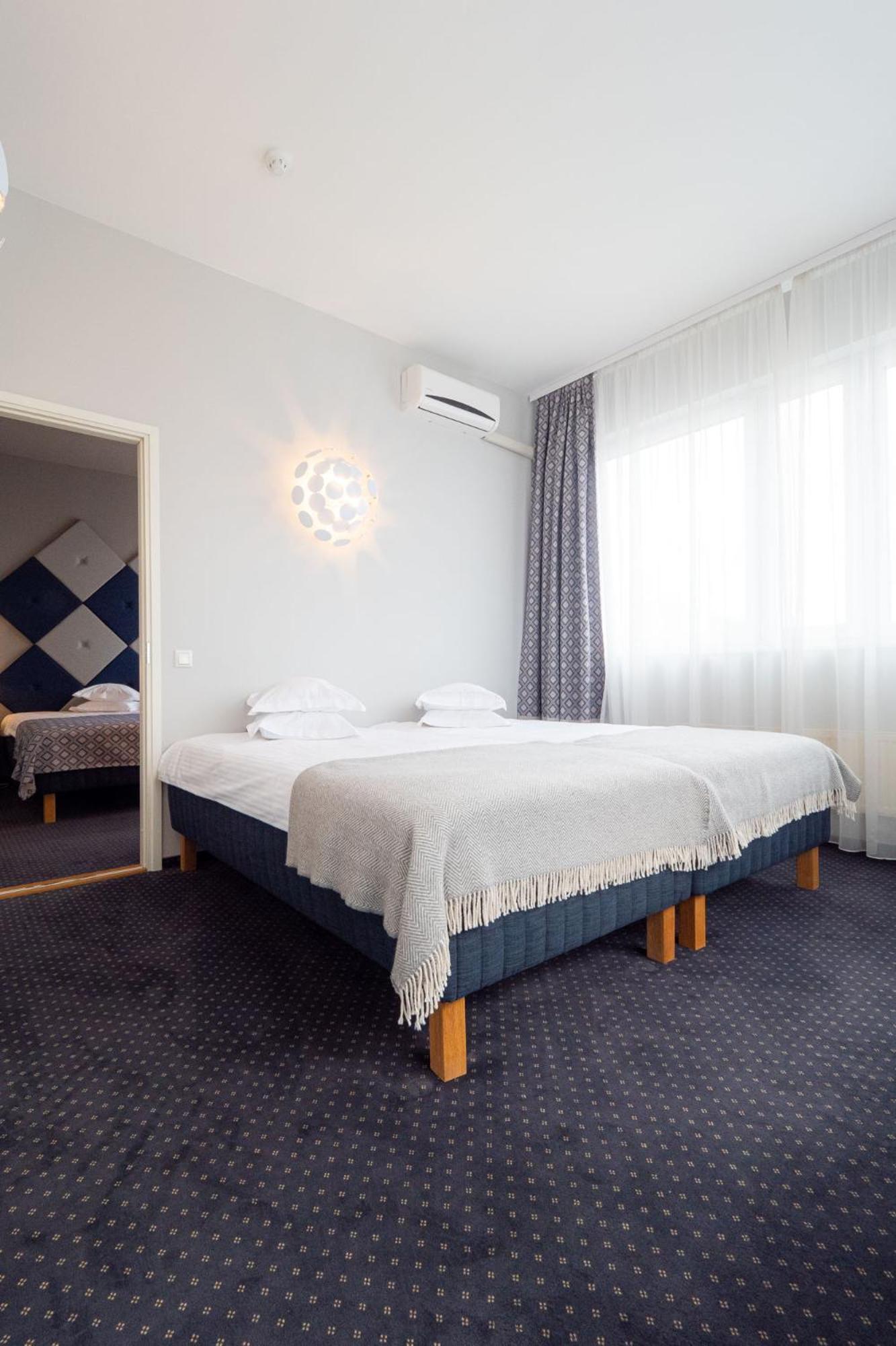 Centrum Hotel Viljandi Вильянди Экстерьер фото
